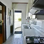 Spacious In With Garden