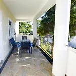 Apartament Spacious In With Garden *