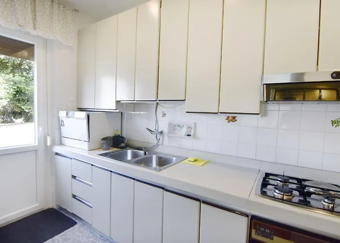 Spacious In With Garden Apartman Umag